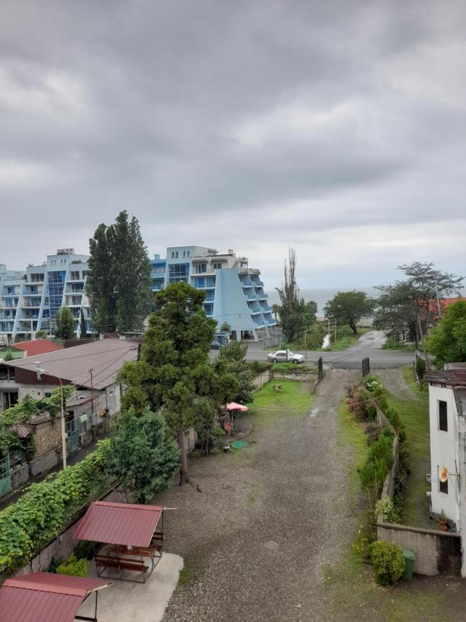 Hotel Beliy Dom Kvariati Zewnętrze zdjęcie